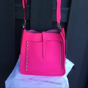 NWT Rebecca Minkoff Unlined Feedbag in Flamingo